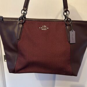 COACH Ava Legacy Jacquard/Leather Tote Bag-Oxblood 😍🔥